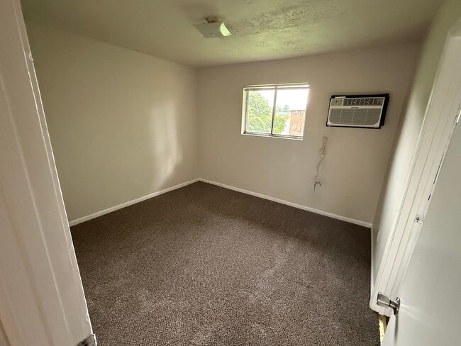 3100 Chinquapin Ln in Louisville, KY - Building Photo - Building Photo