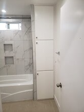 4326 W 163rd St in Lawndale, CA - Building Photo - Building Photo