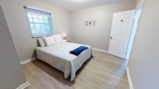 8294 Union Grove Rd in Lithonia, GA - Building Photo - Building Photo