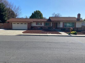 33 Clifton Ct in Walnut Creek, CA - Building Photo