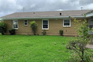 6509 Zeigler Blvd in Mobile, AL - Building Photo - Building Photo