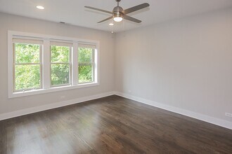 3917 N Janssen Ave, Unit 3E in Chicago, IL - Building Photo - Building Photo