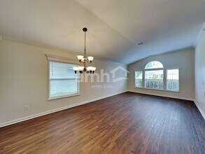 468 Casa Sevilla Ave in St. Augustine, FL - Foto de edificio - Building Photo