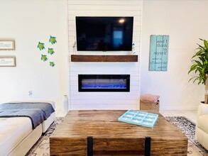 128 Nighthawk Ln in Palm Coast, FL - Building Photo - Building Photo