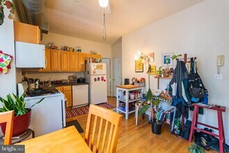 4813 Walton Ave in Philadelphia, PA - Building Photo - Building Photo