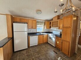 45 Sunnyfield Dr in Owego, NY - Building Photo