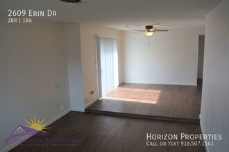 2609 Erin Dr in Sacramento, CA - Building Photo - Building Photo
