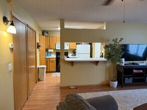 1973 Jan Echo Trail in Eagan, MN - Building Photo - Building Photo