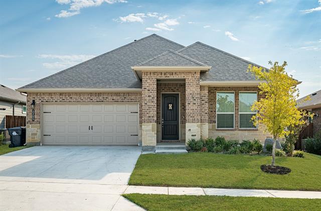 2205 Redwing Dr in Denton, TX - Building Photo