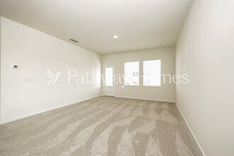 202 Wild Daisy Wy in La Vergne, TN - Building Photo - Building Photo