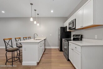 364 Madison Ave in Albany, NY - Building Photo - Building Photo