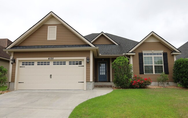 property at 4125 Silver Glenn