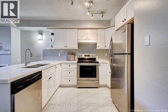 78 Coxwell Ave in Toronto, ON - Building Photo - Building Photo