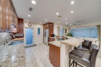 1728 NE 16th Ave in Fort Lauderdale, FL - Building Photo - Building Photo