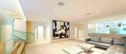 134 E 80th St in New York, NY - Building Photo - Building Photo
