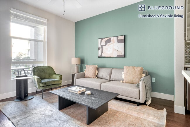 98 N First St