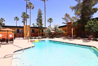 Villas Las Cerezas in Tucson, AZ - Building Photo - Building Photo
