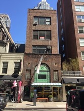 833 Lexington Ave in New York, NY - Building Photo - Building Photo