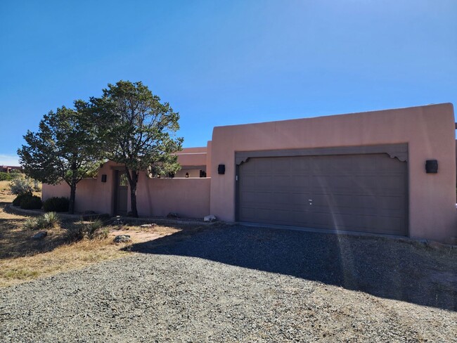 4 Ave Buena Ventura in Santa Fe, NM - Building Photo - Building Photo