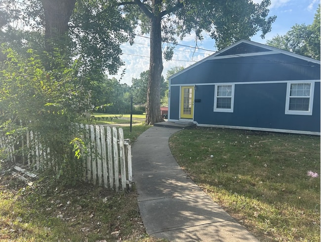 property at 803 E Wall St