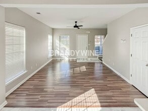 618 Peyton Cir in Memphis, TN - Foto de edificio - Building Photo