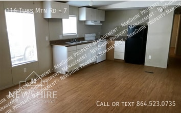 116 Tubbs Mountain Rd in Travelers Rest, SC - Building Photo - Building Photo