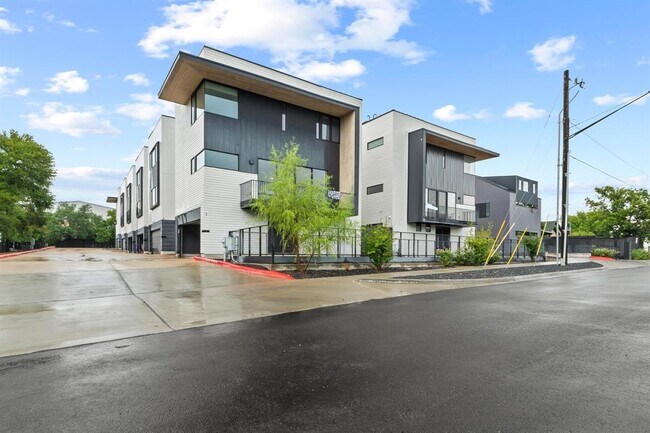property at 3406 E 17th St