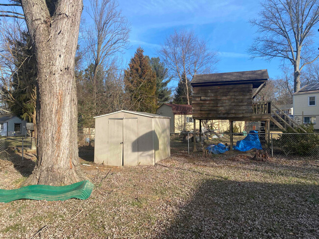 8405 Spruill Dr in Bowie, MD - Building Photo - Building Photo