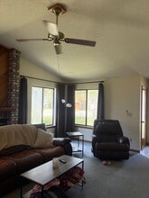 3916 Summerwood Ct in Niceville, FL - Building Photo - Building Photo