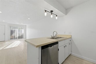 2955 SE 53rd Ct in Ocala, FL - Building Photo - Building Photo