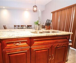 9020 W Flagler St in Miami, FL - Building Photo - Building Photo