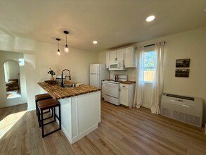 1714 Milo Ave in Redding, CA - Building Photo - Building Photo