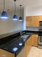 870 Mayson Turner Rd NW-Unit -1139 in Atlanta, GA - Building Photo - Building Photo