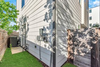 1815 Elite Dr in Houston, TX - Foto de edificio - Building Photo