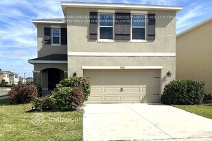 5900 Briar Rose Wy in Sarasota, FL - Building Photo