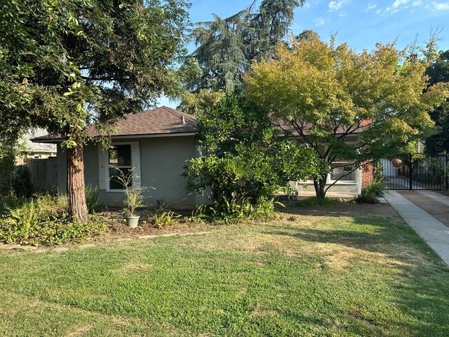 property at 117 E Simpson Ave
