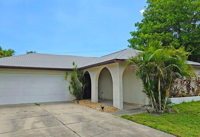 property at 6545 Waterford Cir