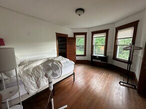 582 Cambridge St, Unit 2 in Boston, MA - Building Photo - Building Photo