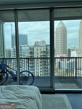 1080 Peachtree St NE in Atlanta, GA - Building Photo - Building Photo