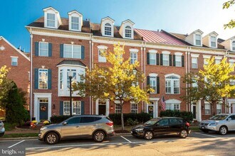 324 Cameron Station Blvd in Alexandria, VA - Building Photo - Building Photo