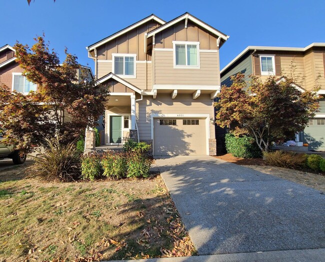 property at 4051 SE Lone Oak St