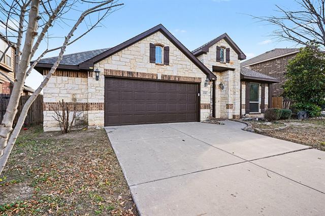 12313 Treeline Dr in Crowley, TX - Building Photo - Building Photo