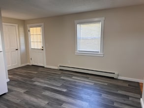 177 West St in Hatfield, MA - Building Photo - Building Photo