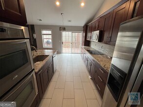 865 Riverside Walk Crossing NE in Sugar Hill, GA - Building Photo - Building Photo