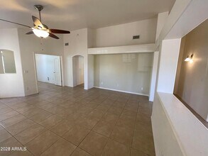 4034 E Chaparosa Way in Cave Creek, AZ - Building Photo - Building Photo