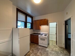 2205 W Grace St in Chicago, IL - Building Photo - Building Photo