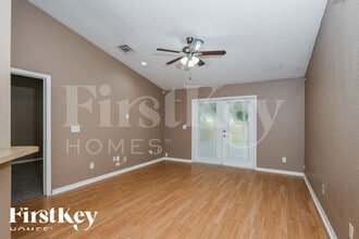 325 Crabtree Ave, Unit 3 in Orlando, FL - Building Photo - Building Photo