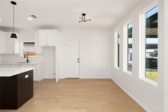13 S Links Dr in Edinburg, TX - Building Photo - Building Photo