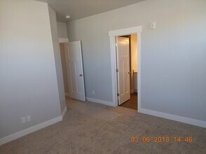 1152 N West Rim Dr in Lehi, UT - Foto de edificio - Building Photo