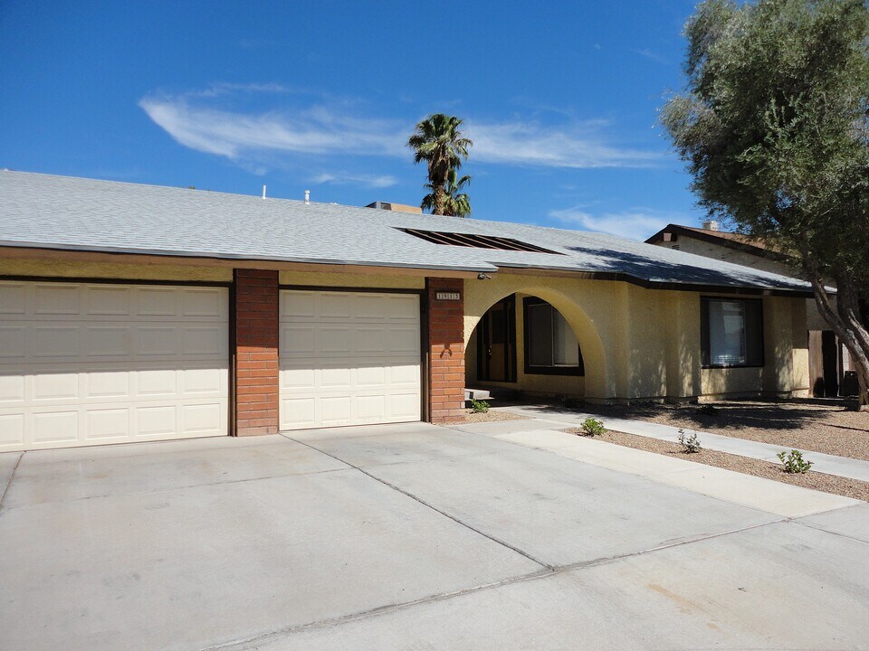 1913 Piccolo Way in Las Vegas, NV - Building Photo